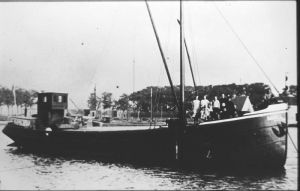 018809.jpg